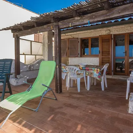 בית נופש Con Terrazza Sul Mare פוצו אידו